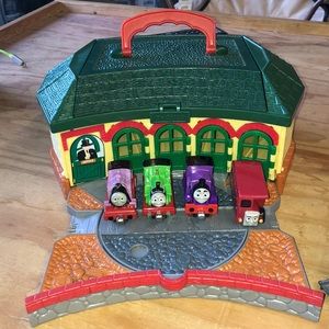 Thomas take-n-play train garage storage shed